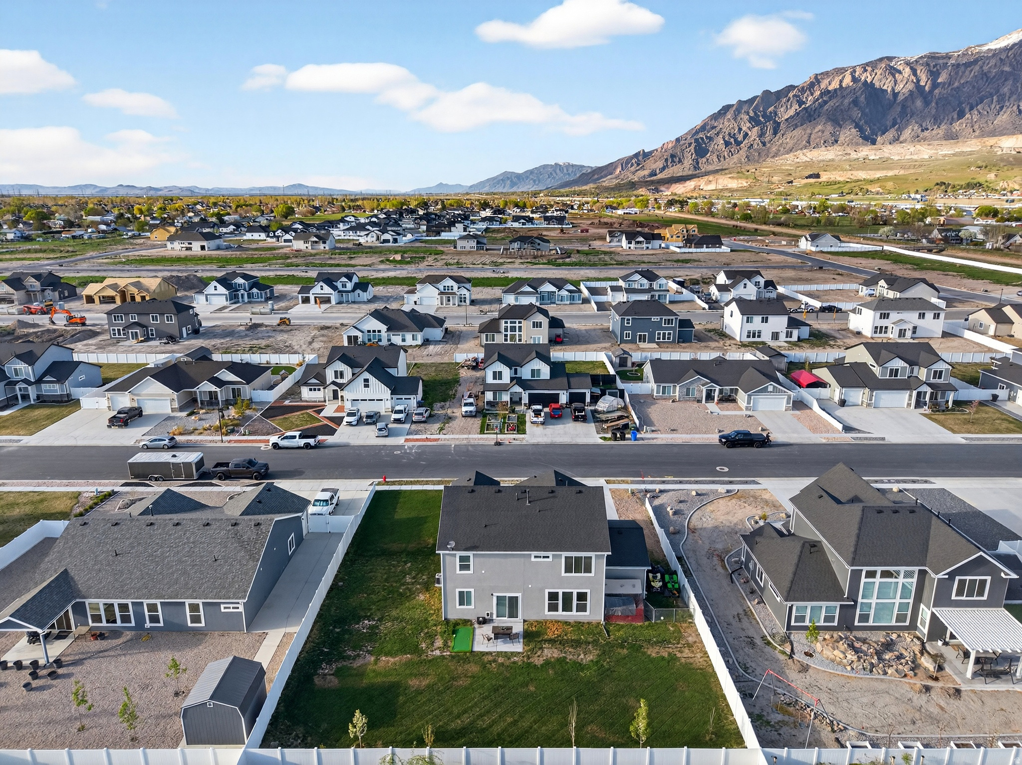 HART ESTATES - Residential