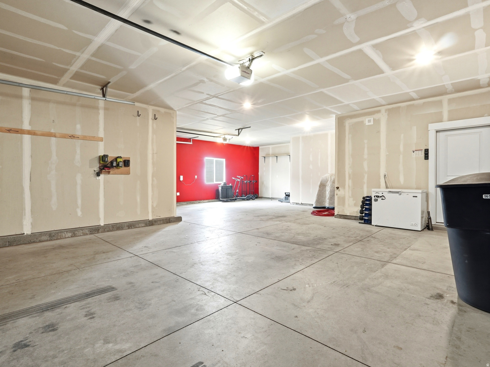 HART ESTATES - Residential