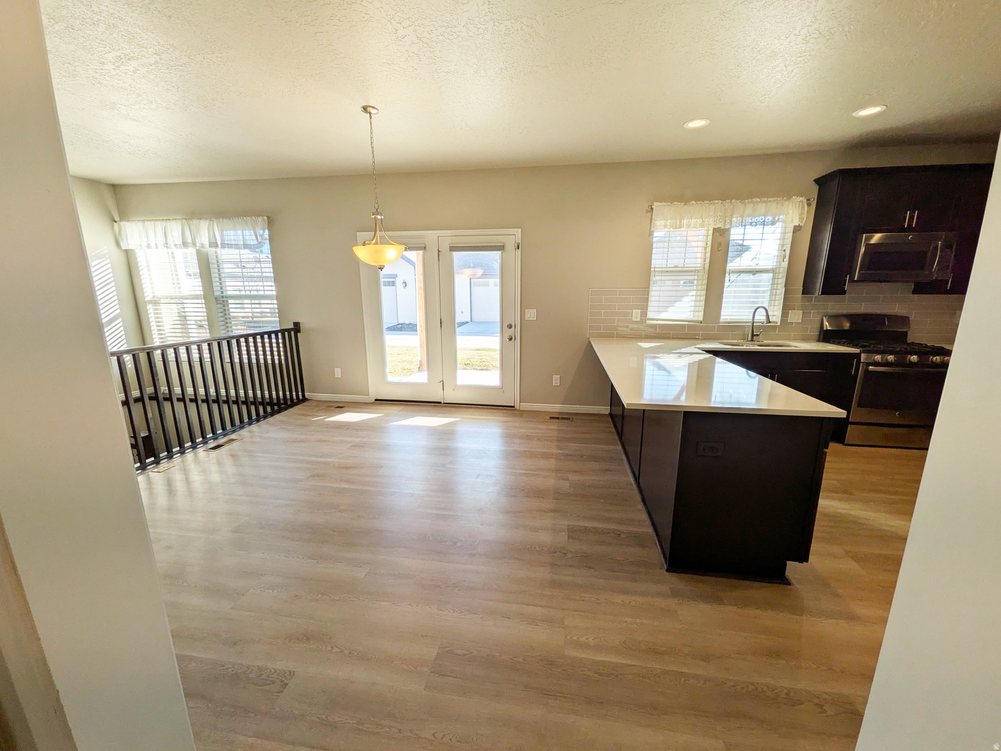 GARDEN PARK DAYBREAK - Residential