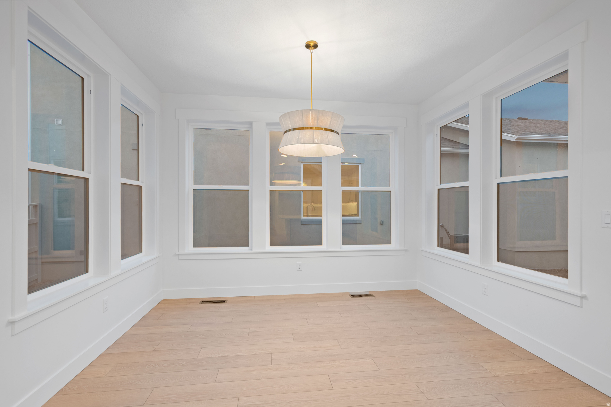 DAYBREAK - Residential