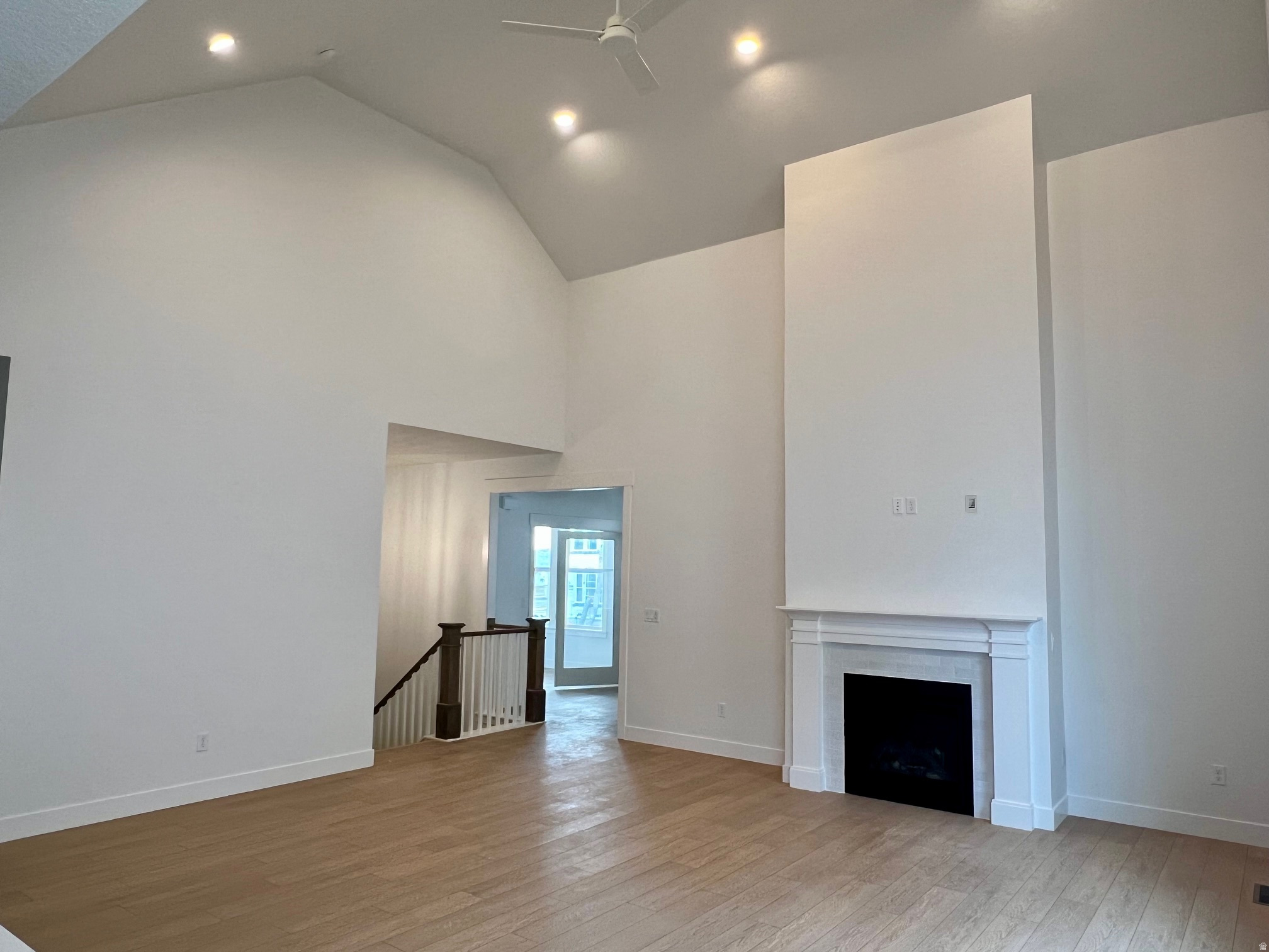 DAYBREAK - Residential