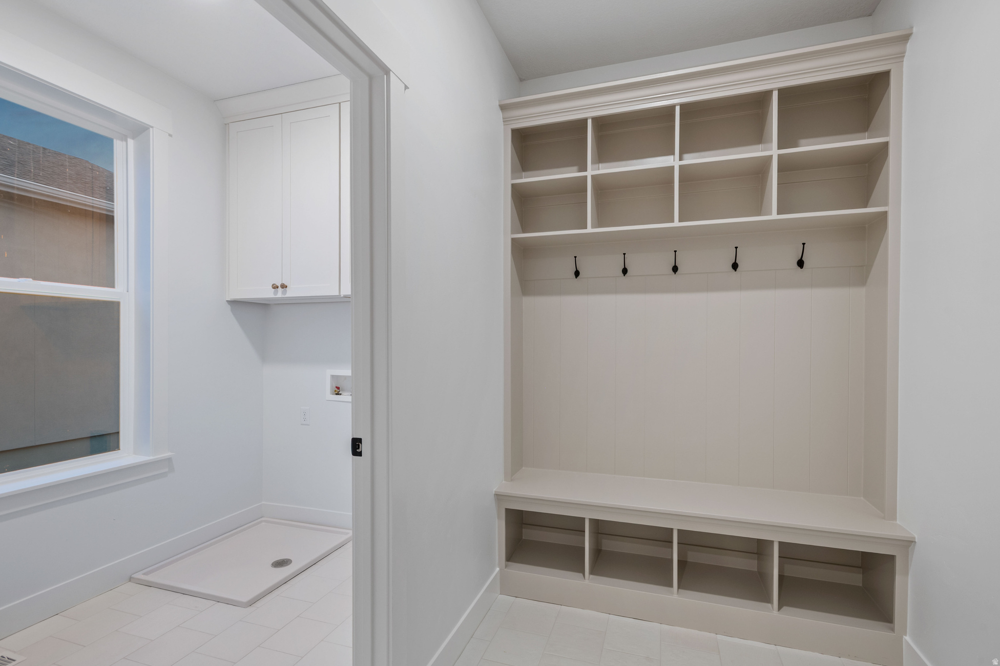 DAYBREAK - Residential