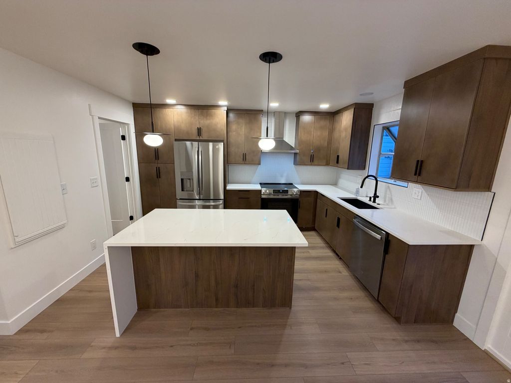 Photo of 256 N ALMOND ST, Salt Lake City, UT 84103 (MLS # 2142665)