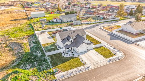 Tiny photo for 4096 W 1725 N, Plain City, UT 84404 (MLS # 2145061)