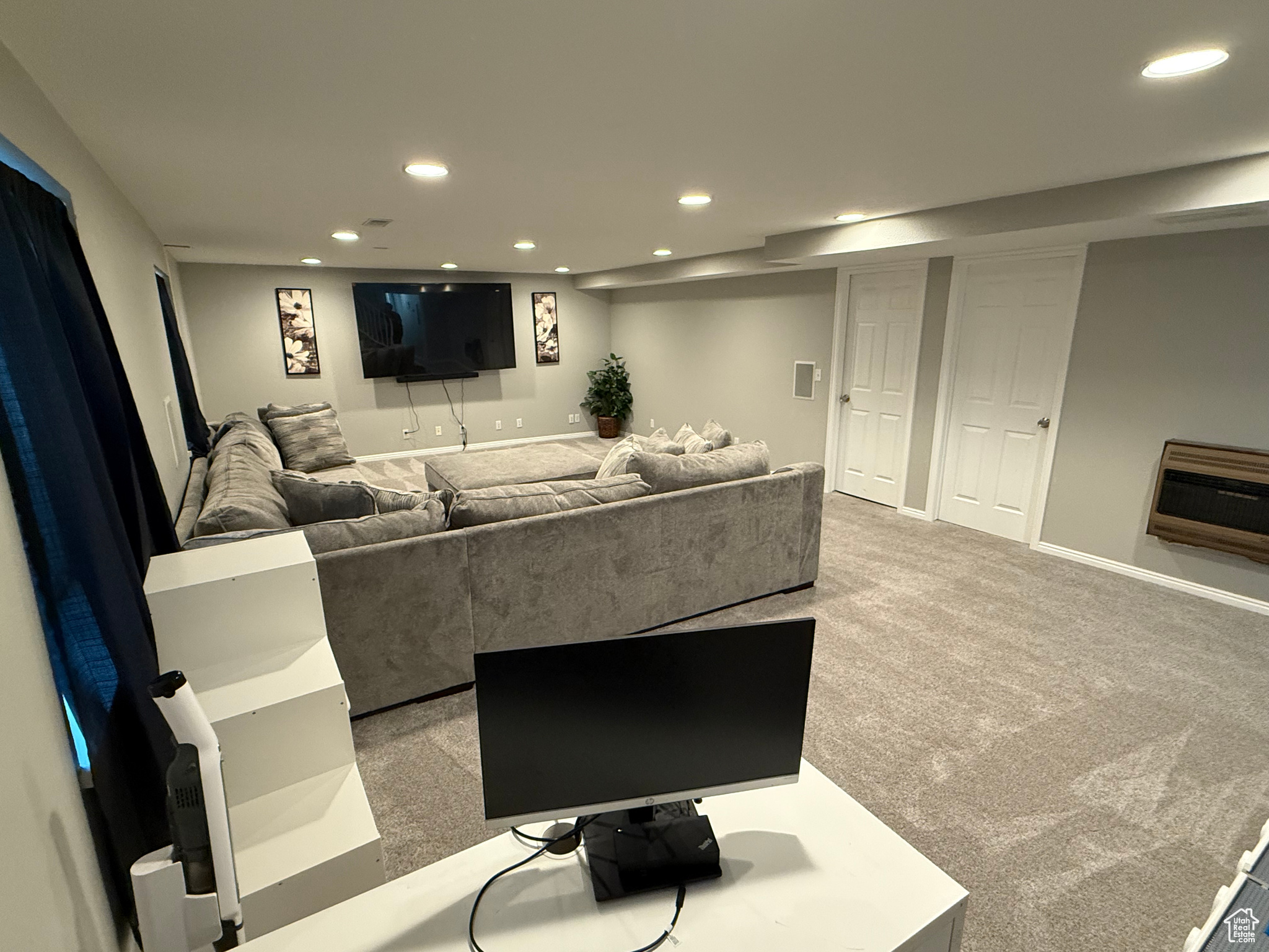 COUNTRY COVE - Residential