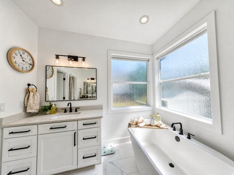 Tiny photo for 186 E 3900 N, North Ogden, UT 84414 (MLS # 2176560)