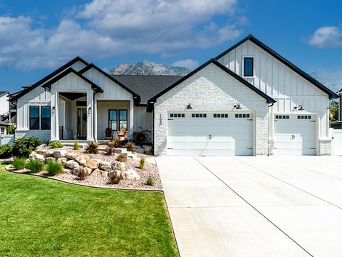 Tiny photo for 186 E 3900 N, North Ogden, UT 84414 (MLS # 2176560)