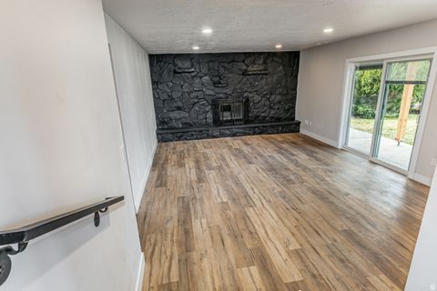 Tiny photo for 3269 E GERMANIA CIR, Cottonwood Heights, UT 84093 (MLS # 2127249)