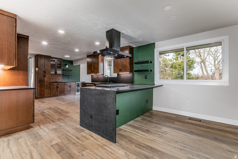 ALTA HILLS - Residential