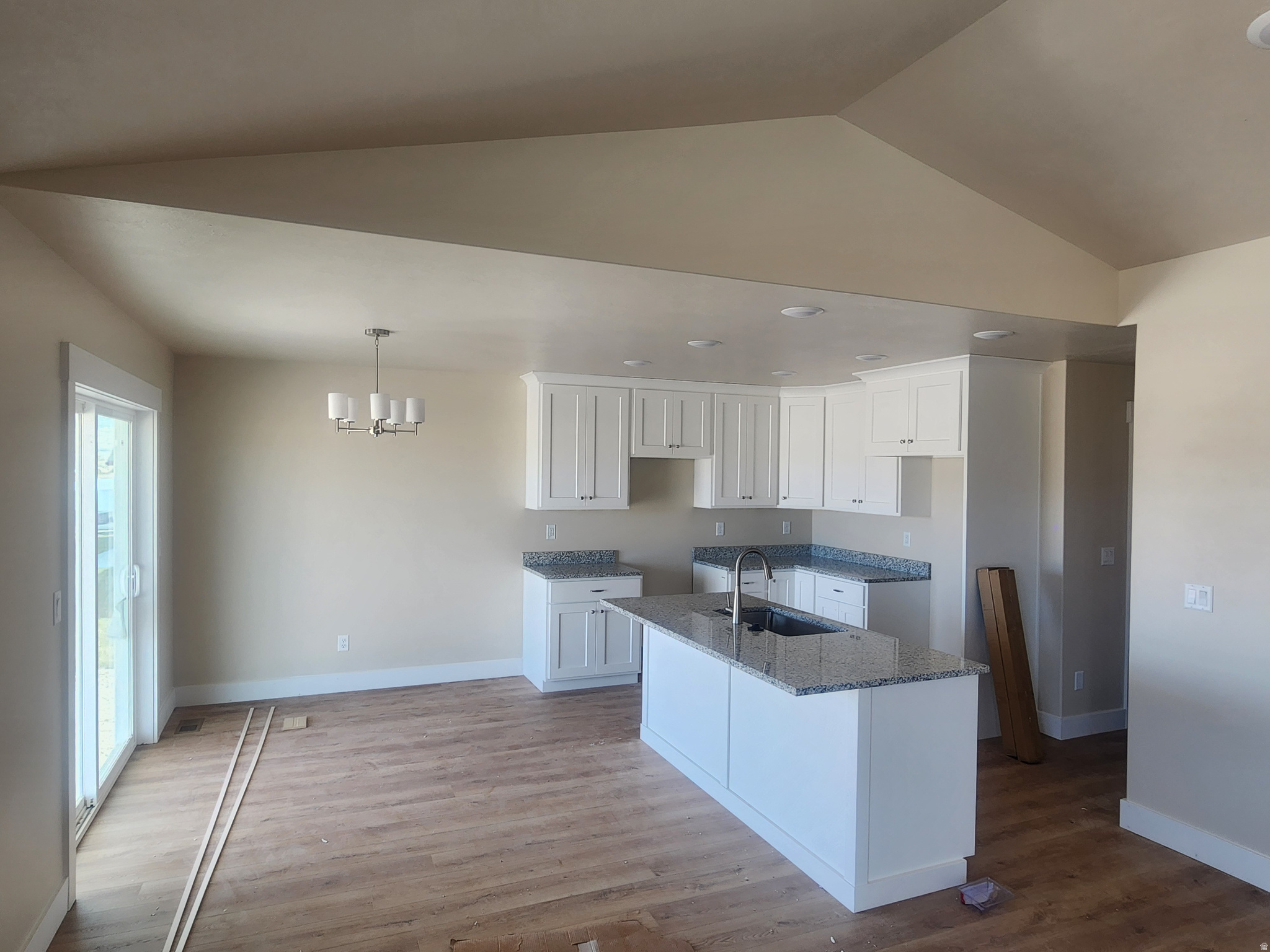 EASTSIDE - Residential