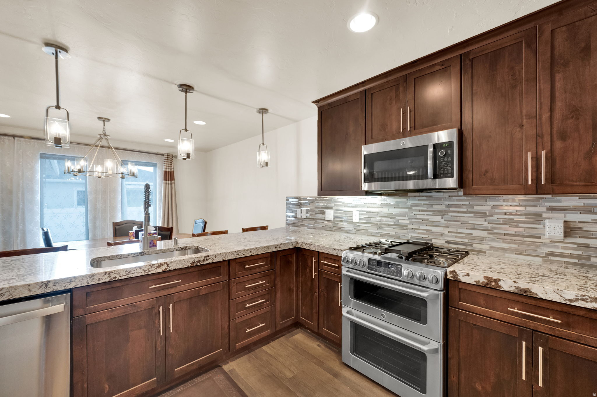 PARK VIEW - Residential