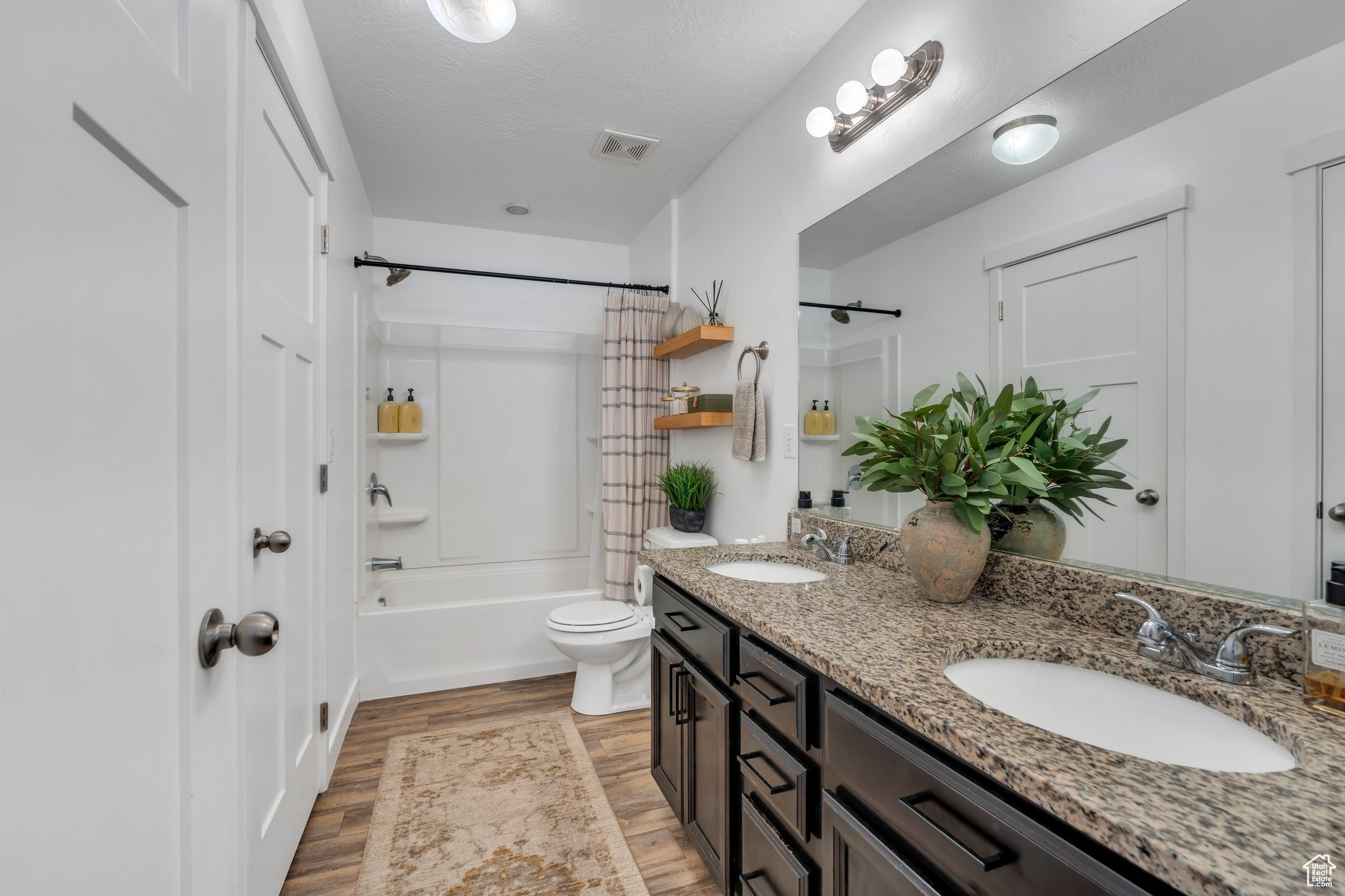 EDGEWATER AT GENEVA - Residential