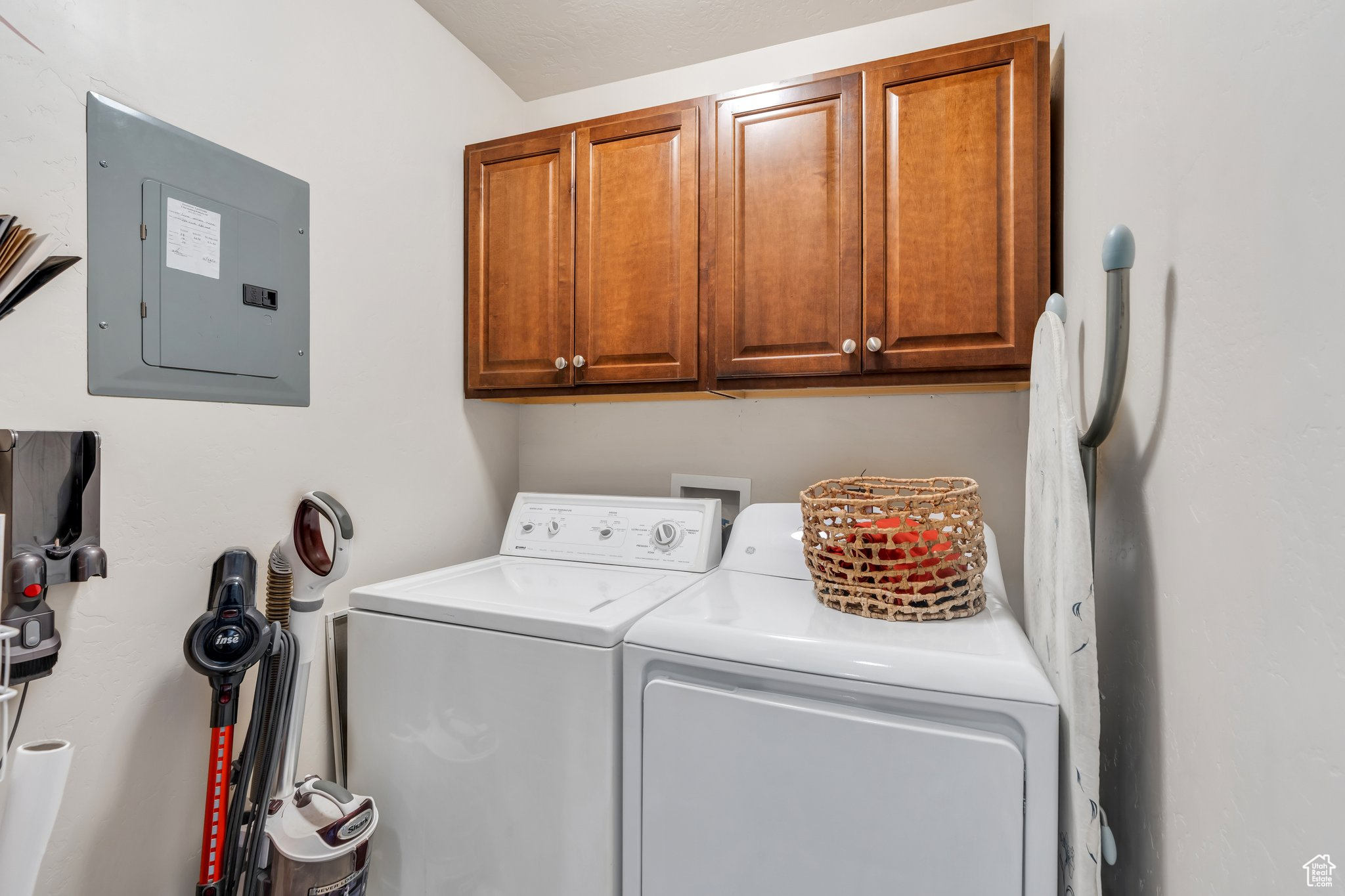 EDGEWATER AT GENEVA - Residential
