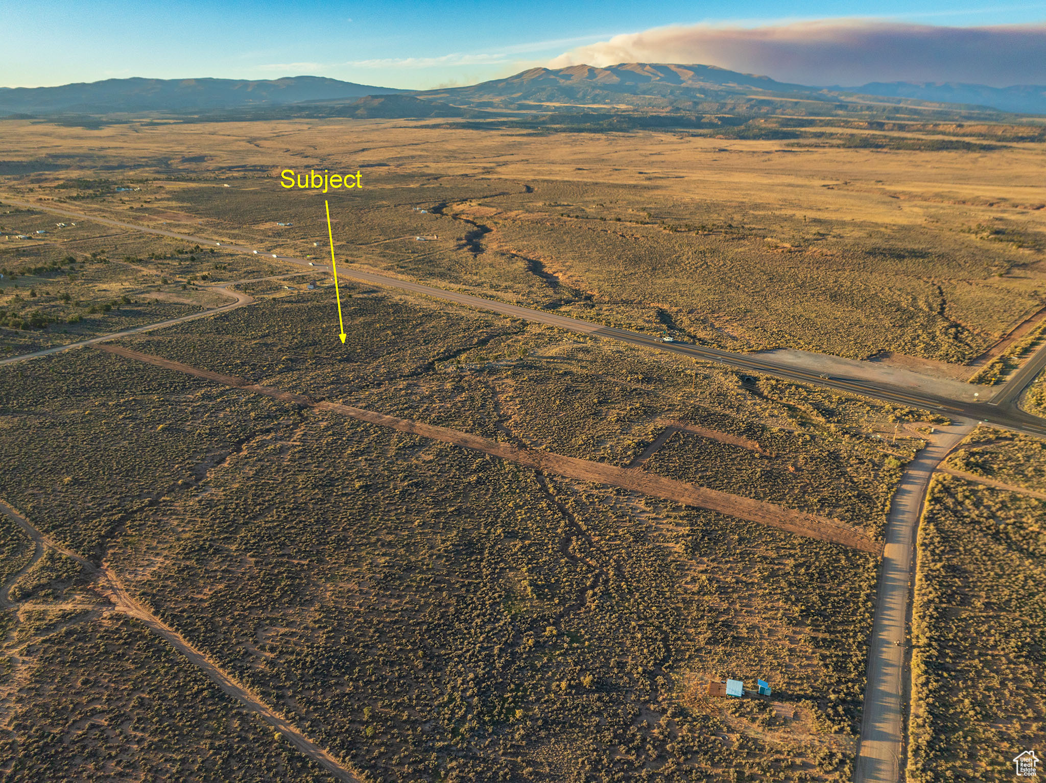 ELK FLAT RANCHES - Land