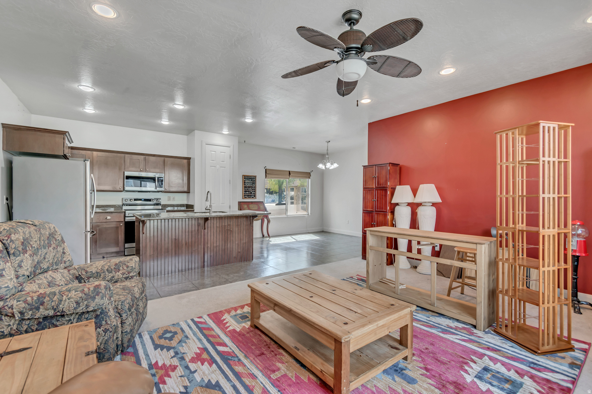 REUNION WOODS - Residential