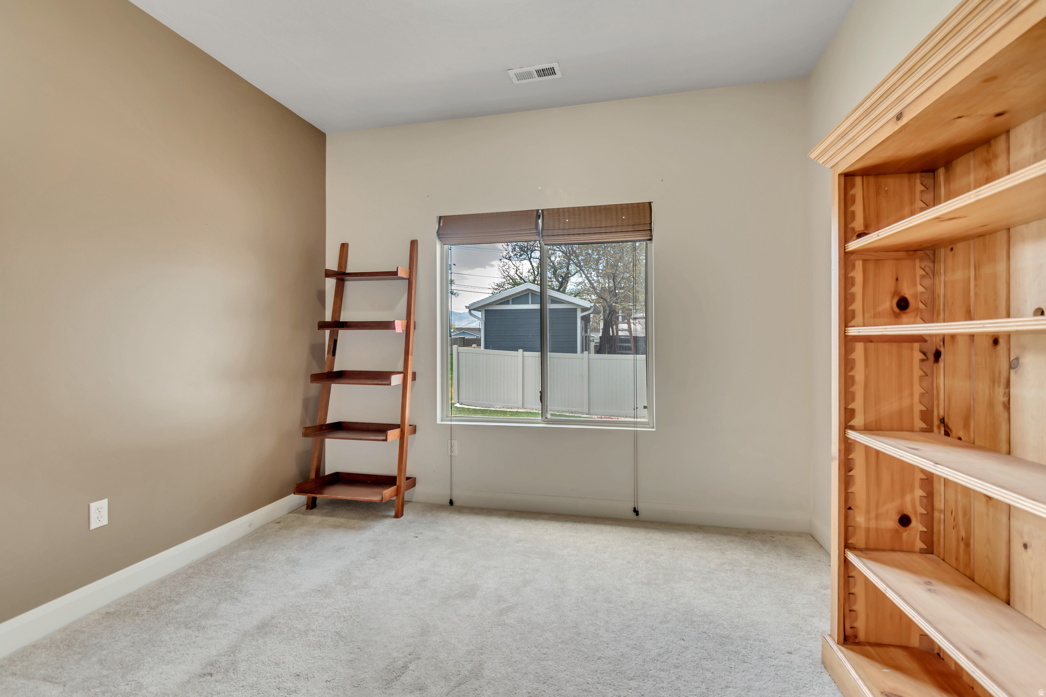 REUNION WOODS - Residential