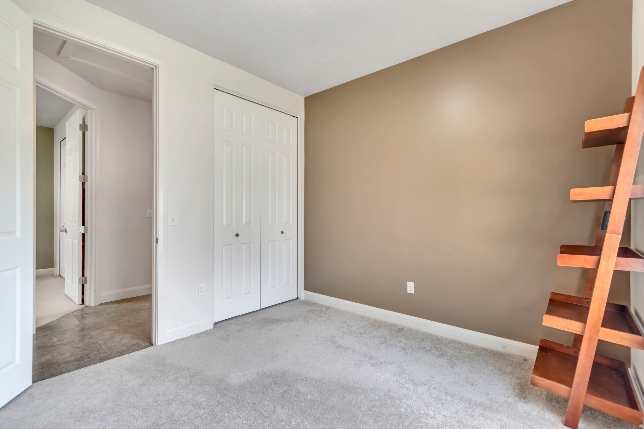 REUNION WOODS - Residential