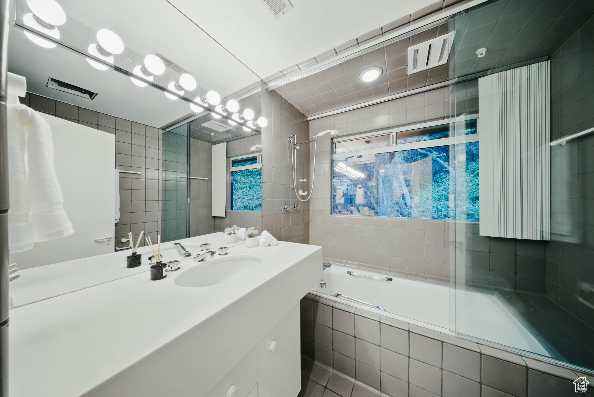 2249 S Lakeline Dr, Salt Lake City, Utah image 32