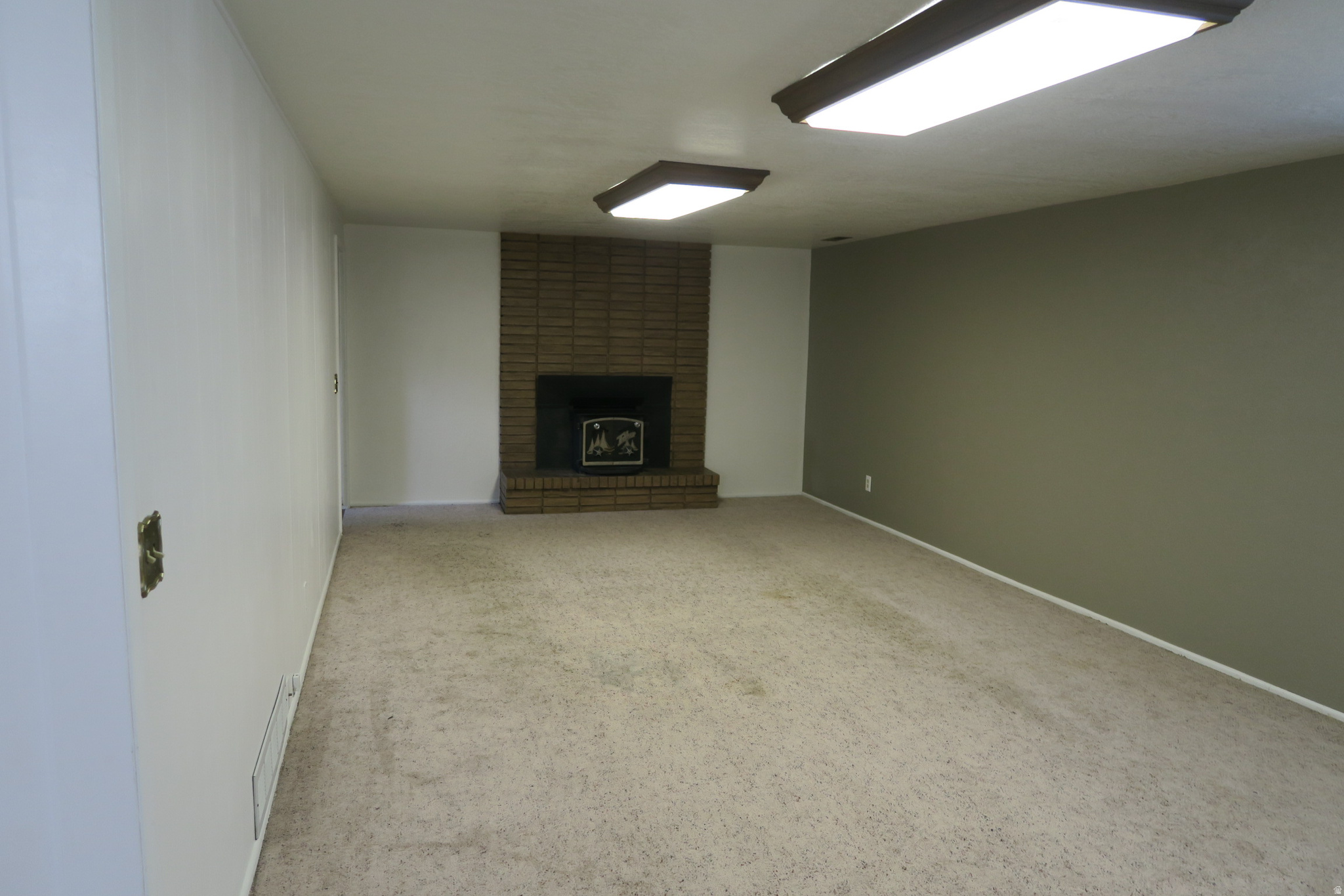 PONDEROSA - Residential Lease