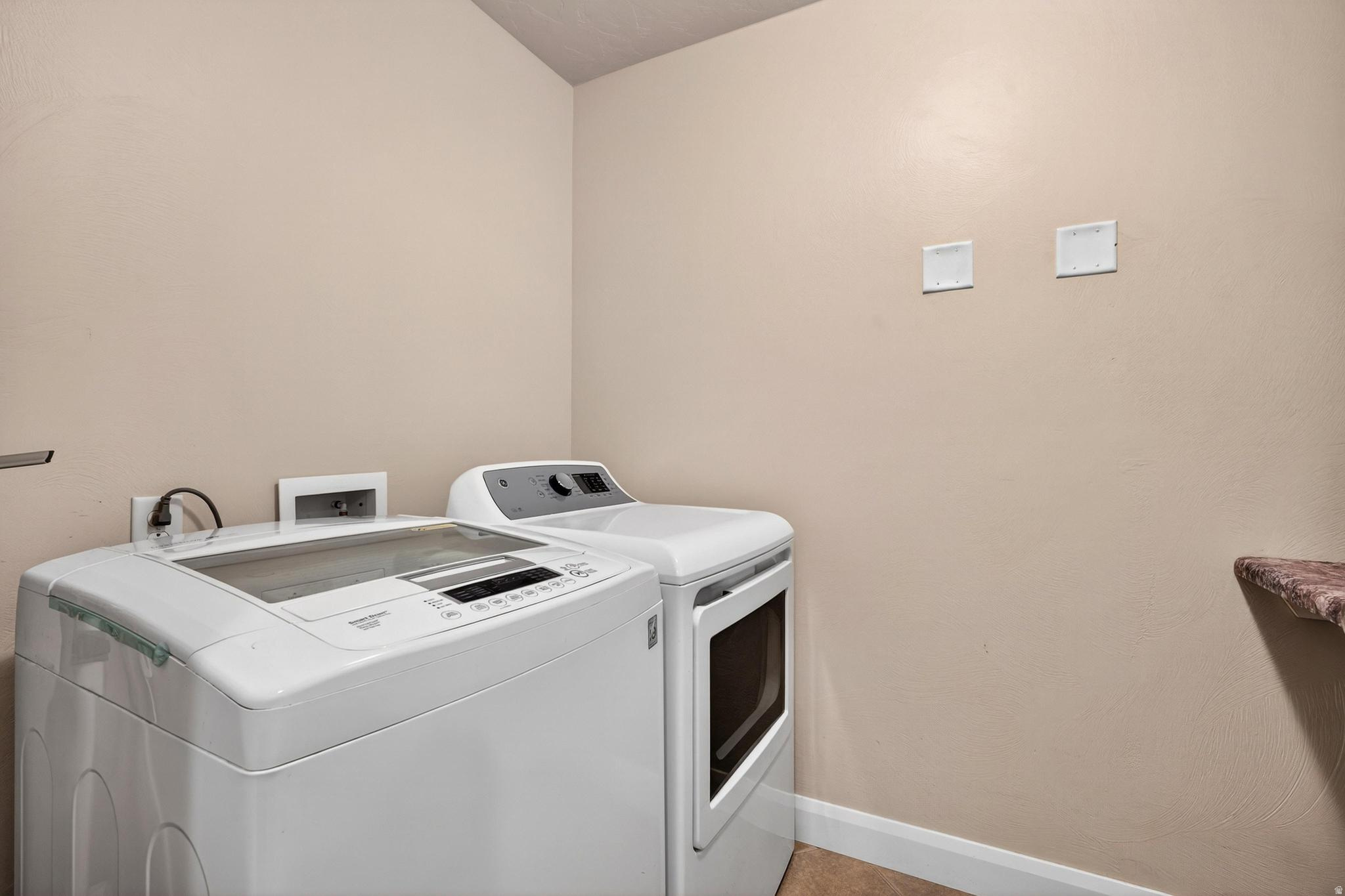 NEW WARM SPRINGS - Residential