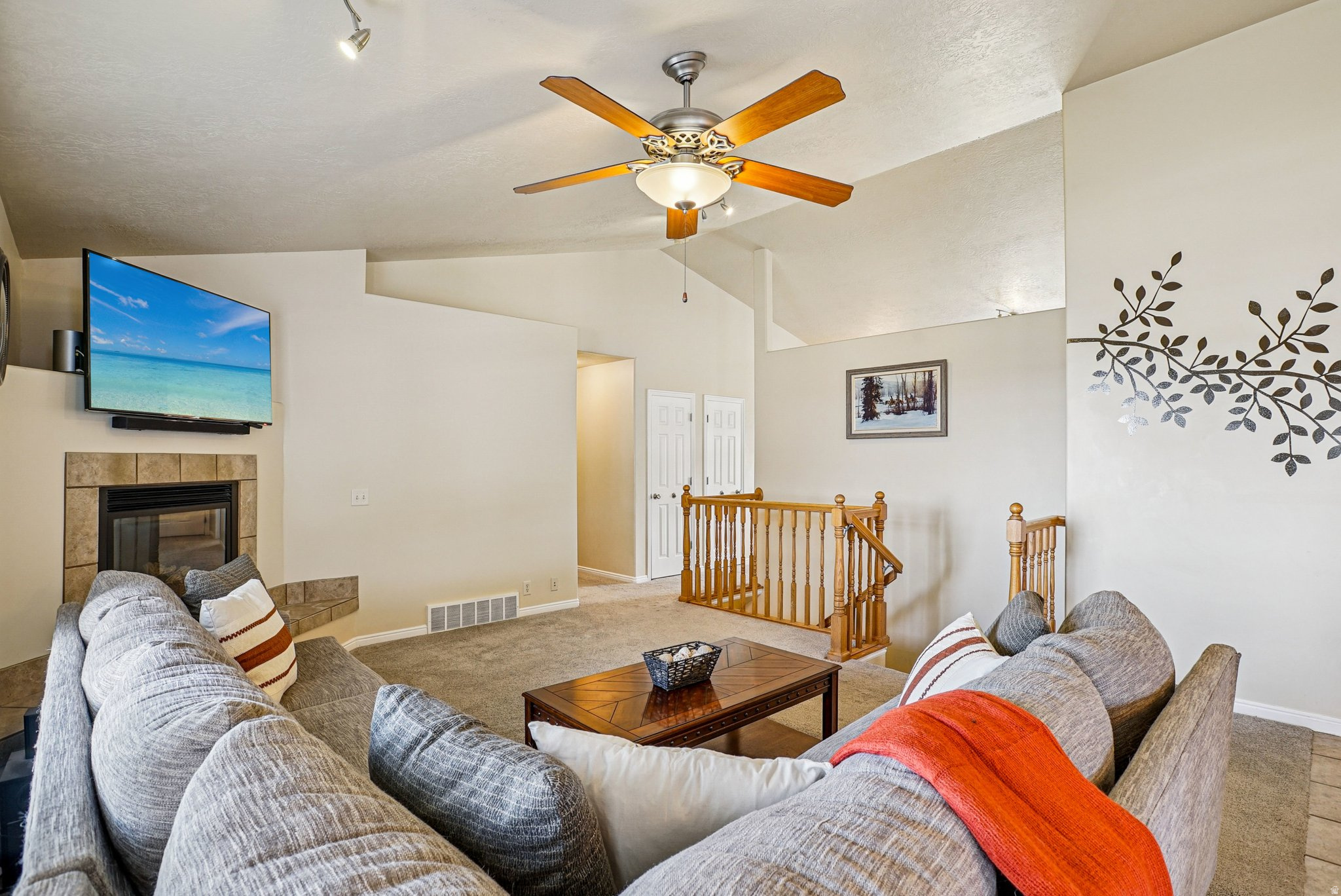 PALOMINO RANCH - Residential