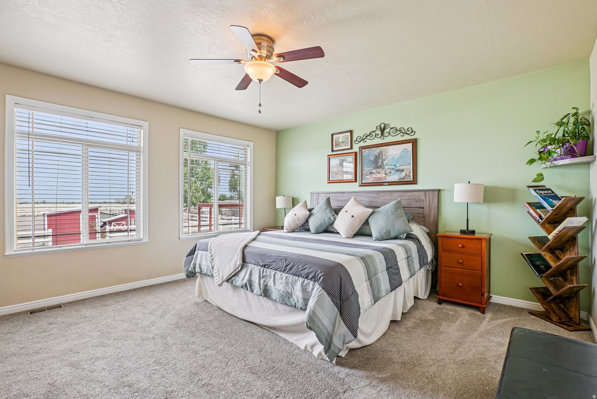 PALOMINO RANCH - Residential