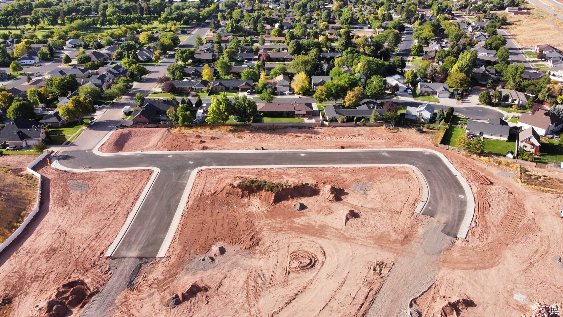 COTTONWOOD CORNER - PHASE 1 - Land
