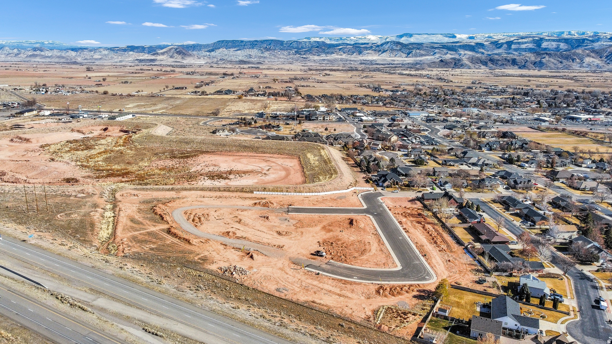 COTTONWOOD CORNER - PHASE 1 - Land