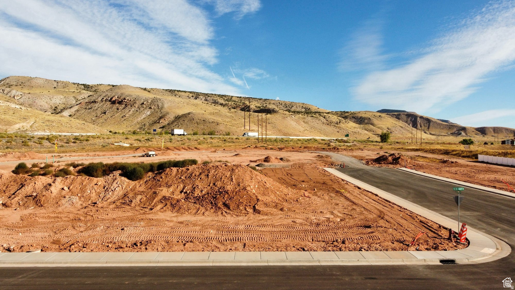 COTTONWOOD CORNER - PHASE 1 - Land