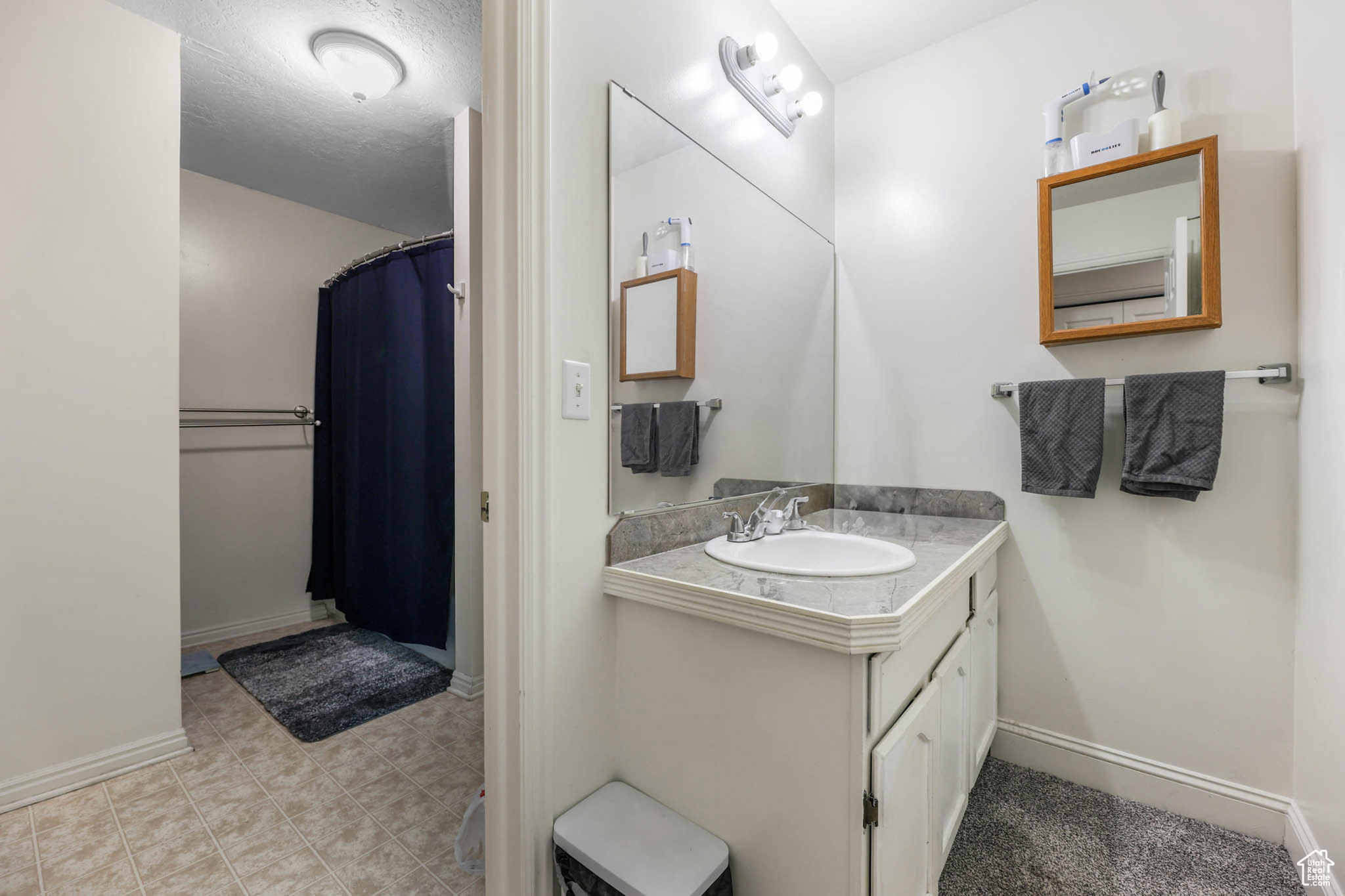 VALLE GRANDE CONDO - Residential