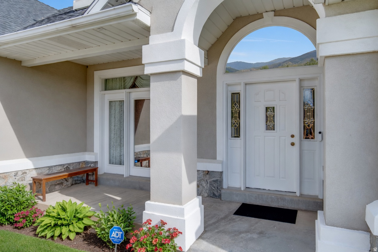 MOUNTAIN RIDGE ESTATES - Residential