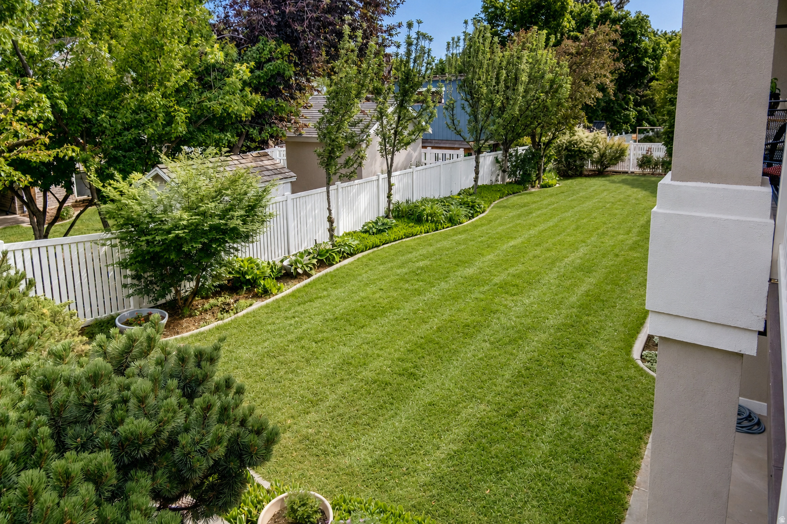 MOUNTAIN RIDGE ESTATES - Residential