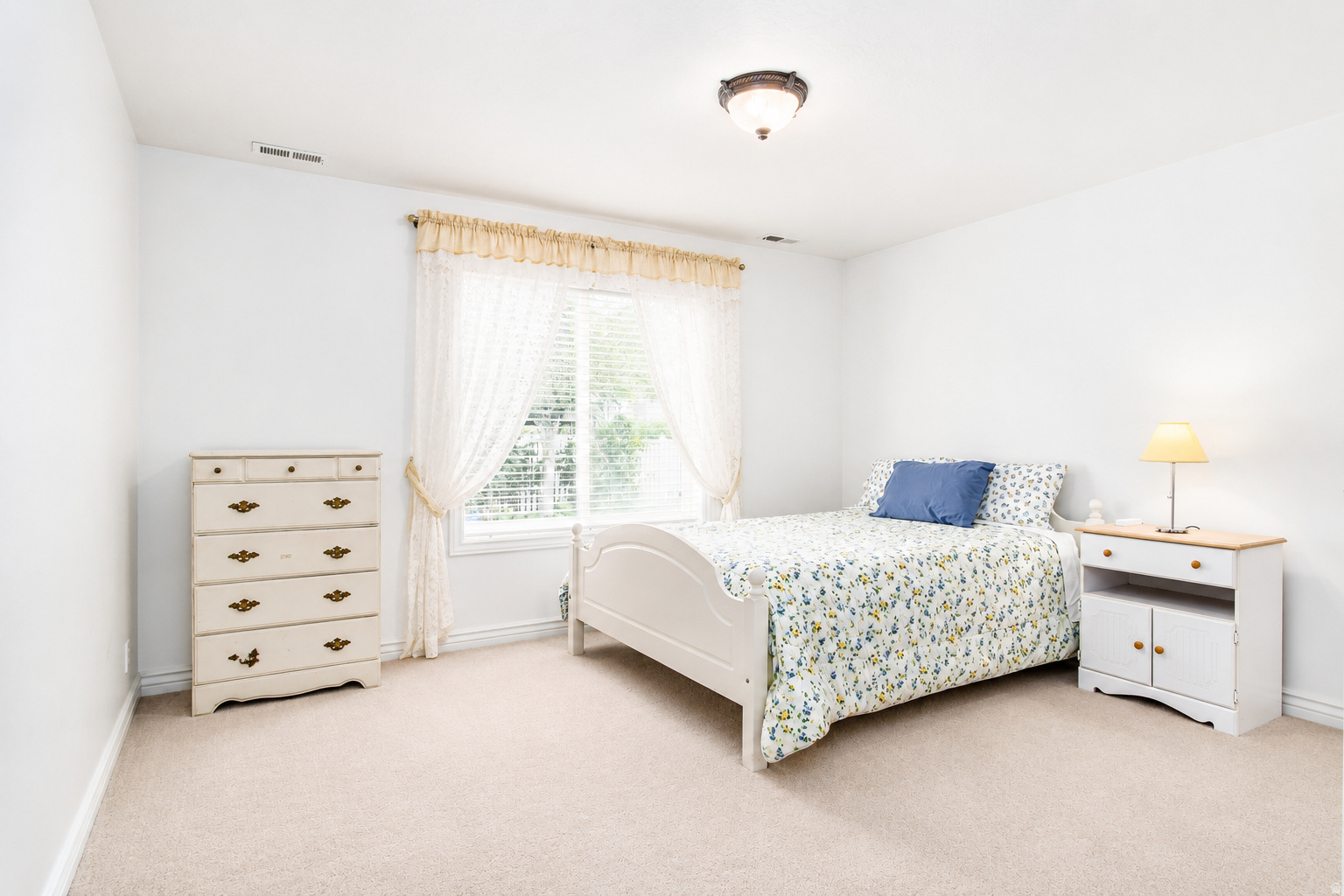 MOUNTAIN RIDGE ESTATES - Residential