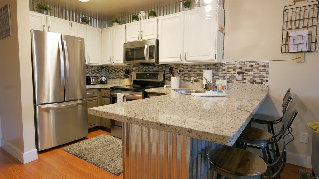 Photo of 3615 N WOLF LODGE DR #211, Eden, UT 84310 (MLS # 2183773)