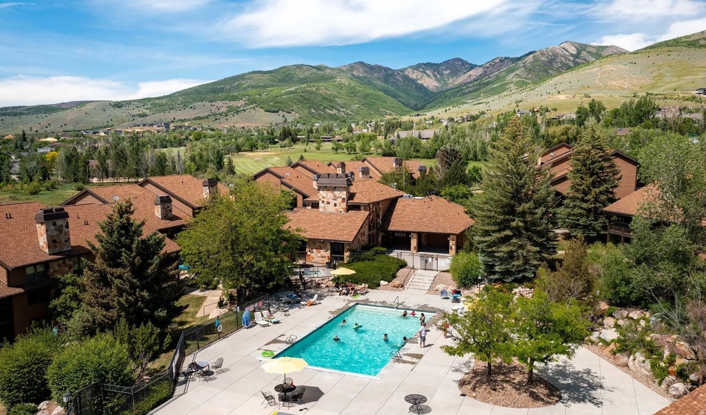 Photo of 3615 N WOLF LODGE DR #211, Eden, UT 84310 (MLS # 2183773)