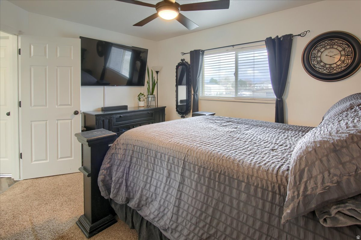 MAYFIELD ESTATES - Residential