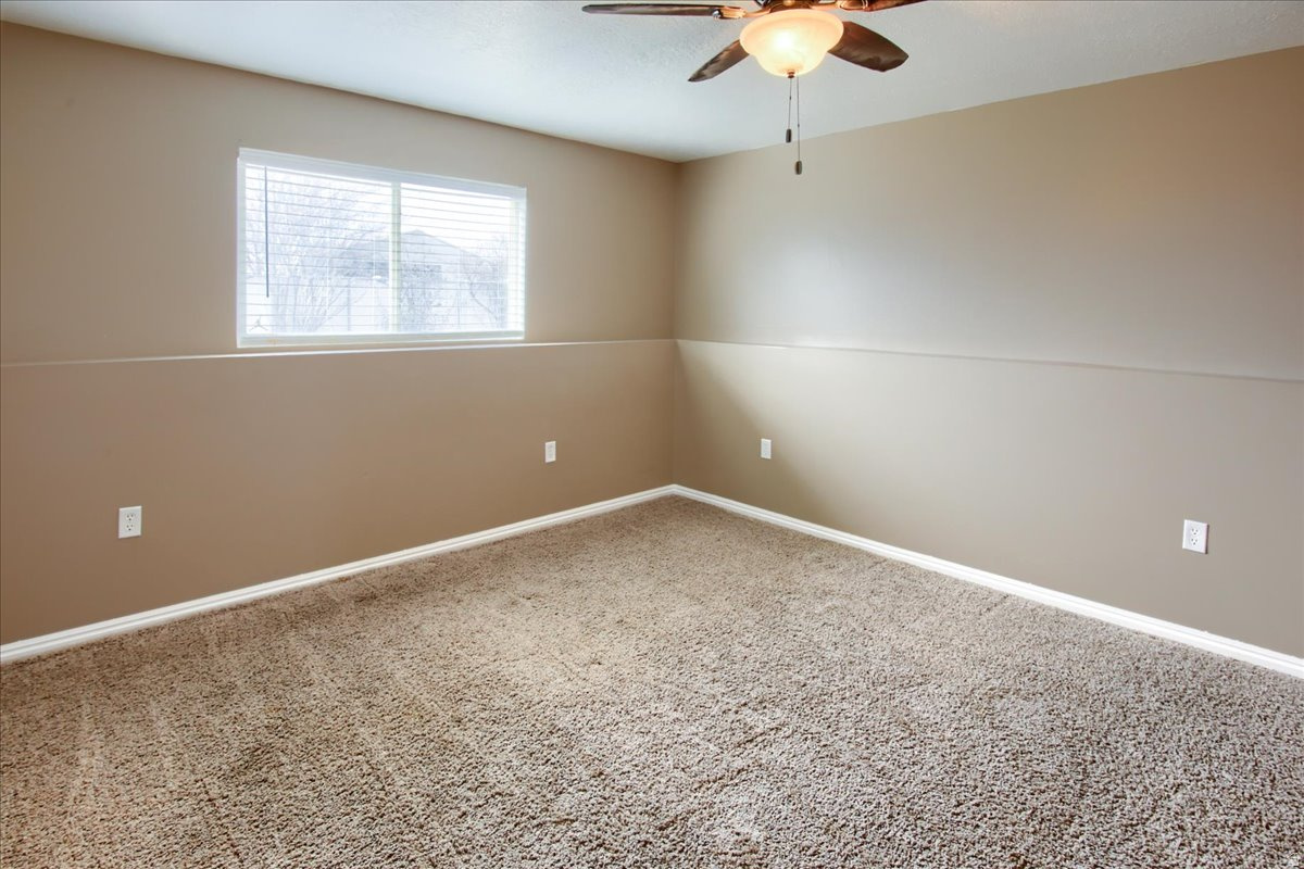 MAYFIELD ESTATES - Residential