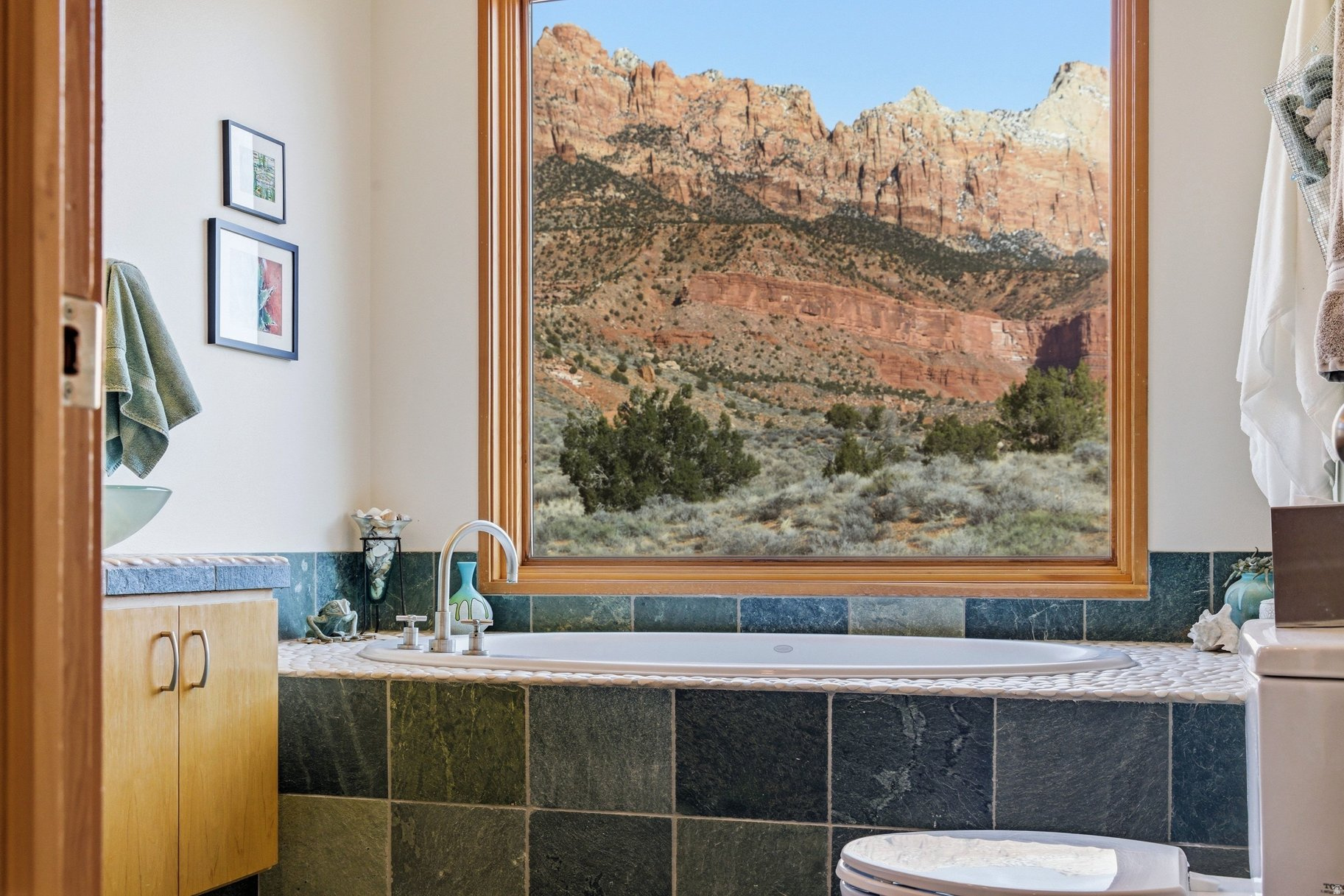 VALLEY VIEW - Residential