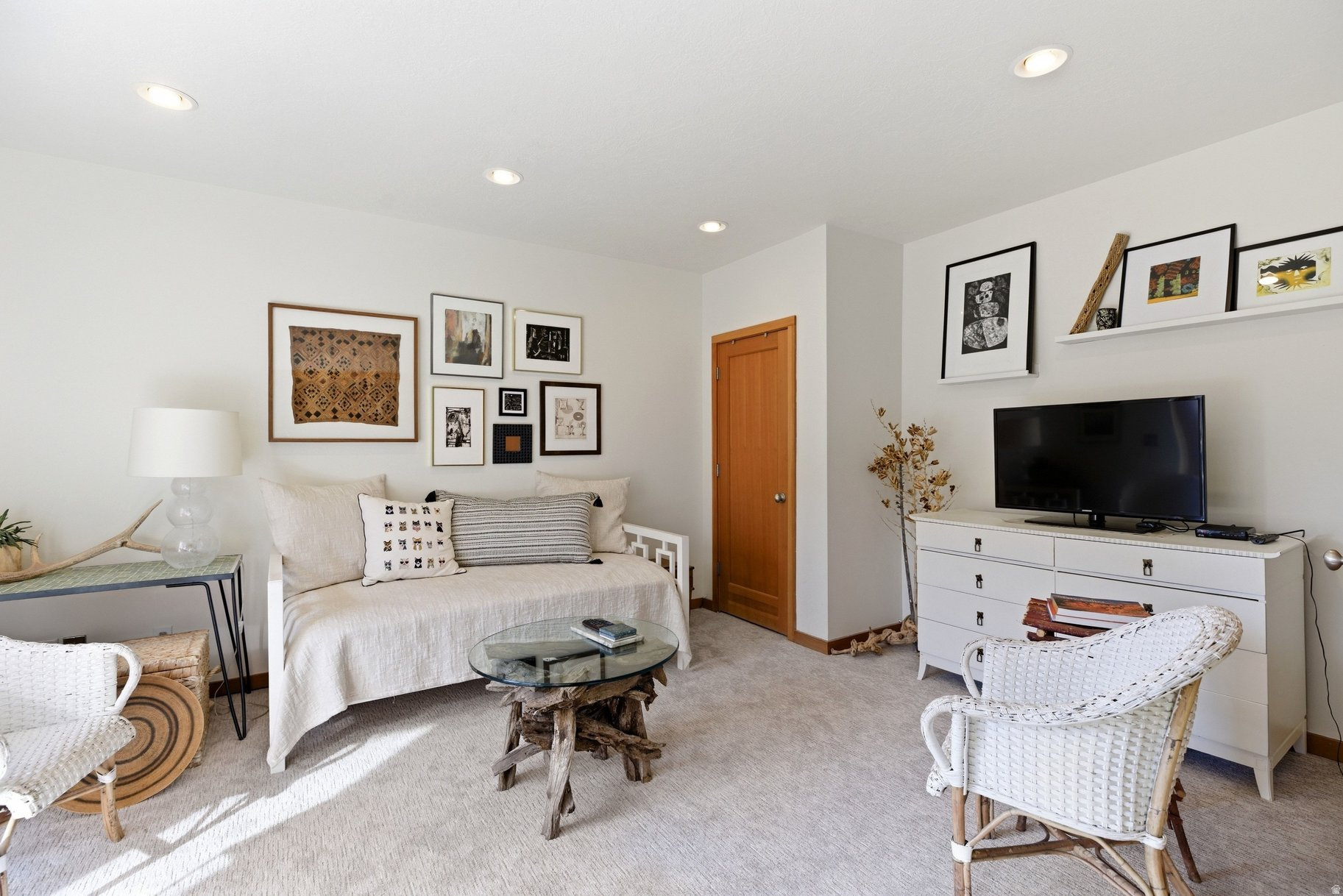 VALLEY VIEW - Residential