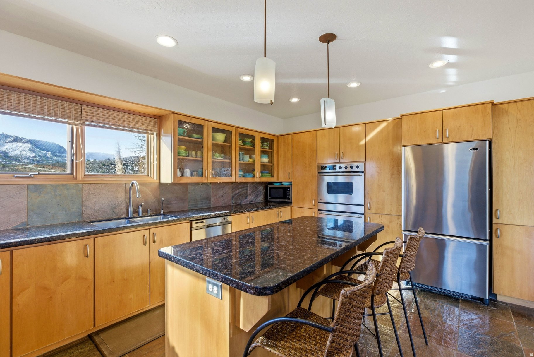 VALLEY VIEW - Residential