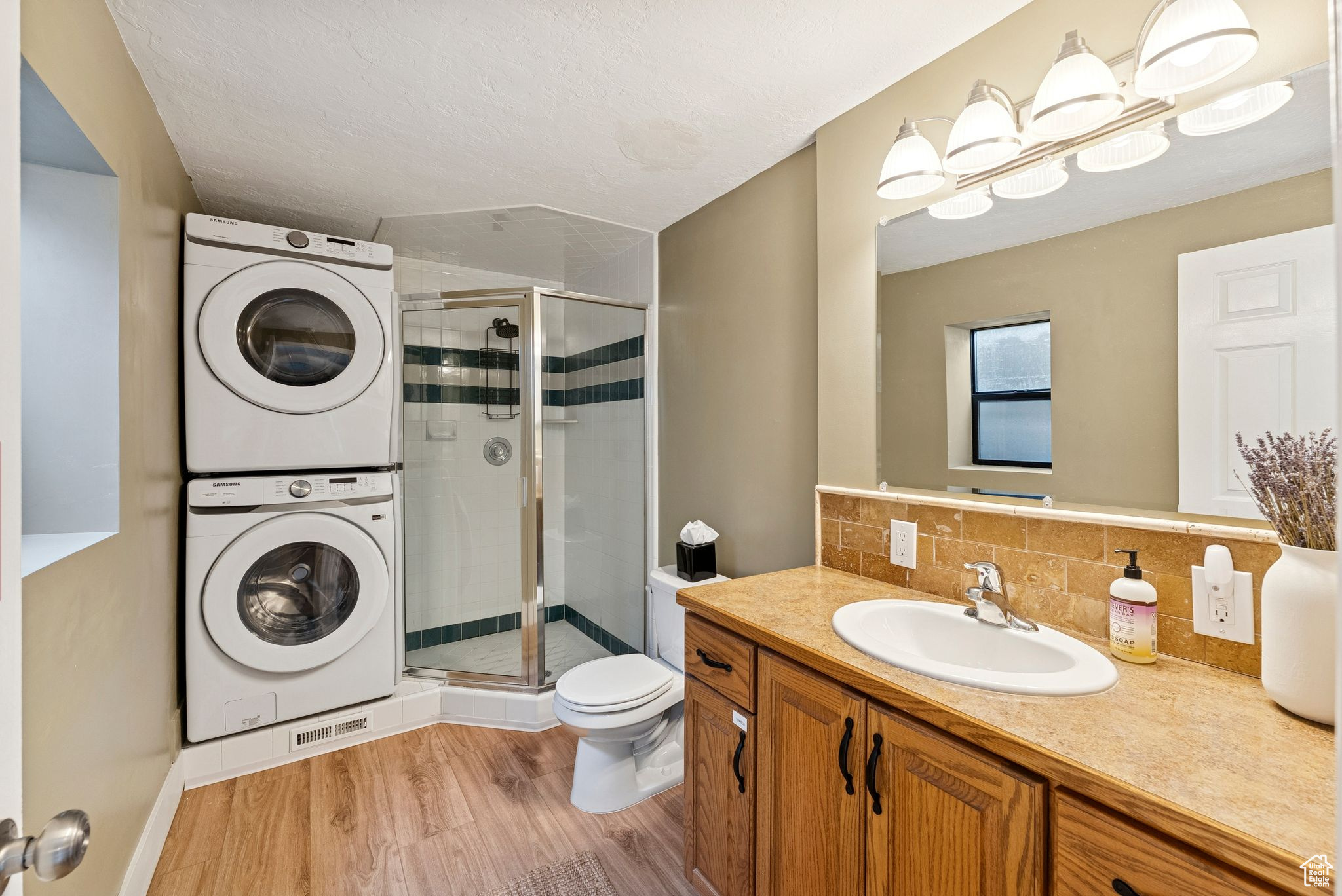 WILLOWCREST - Residential