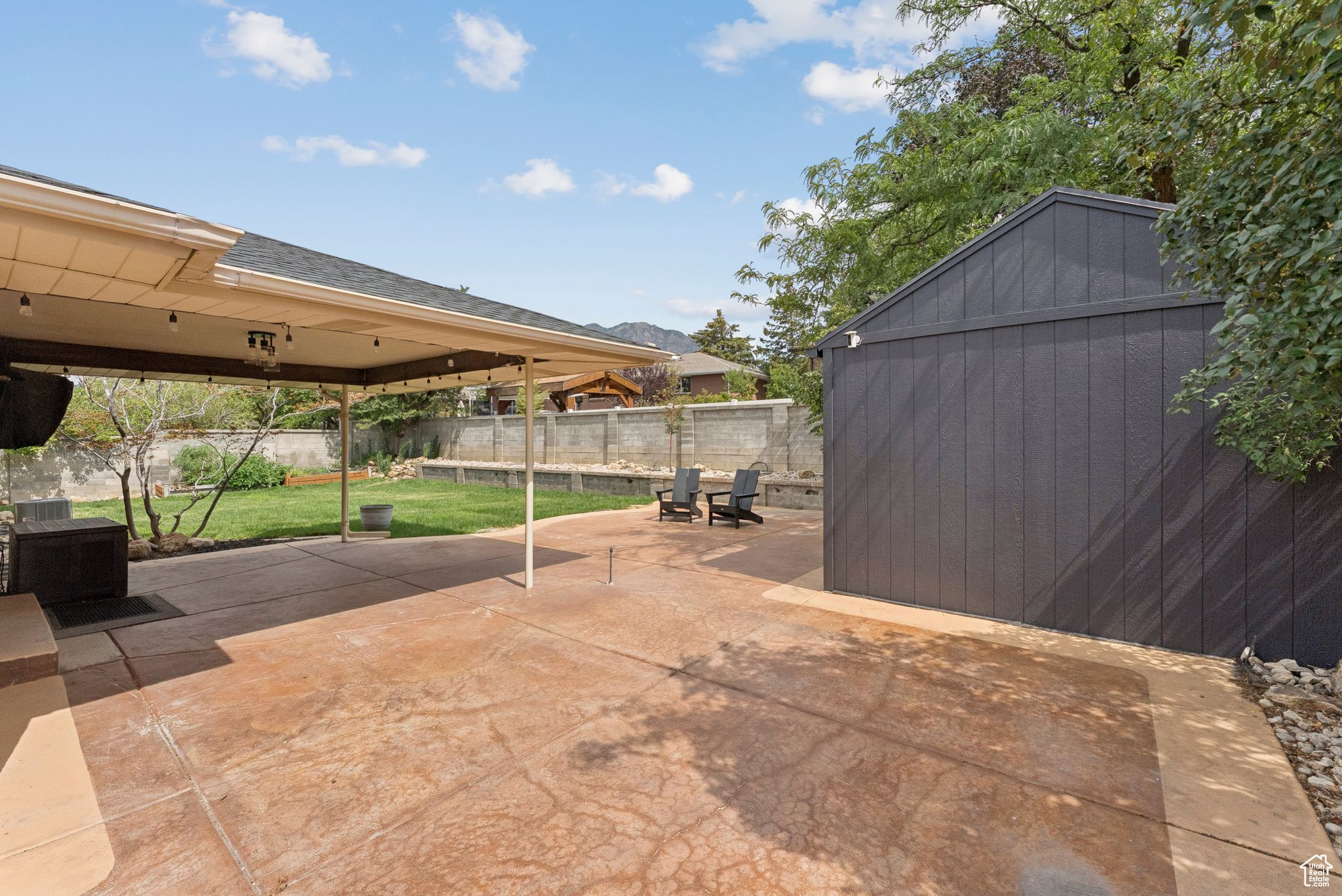 WILLOWCREST - Residential