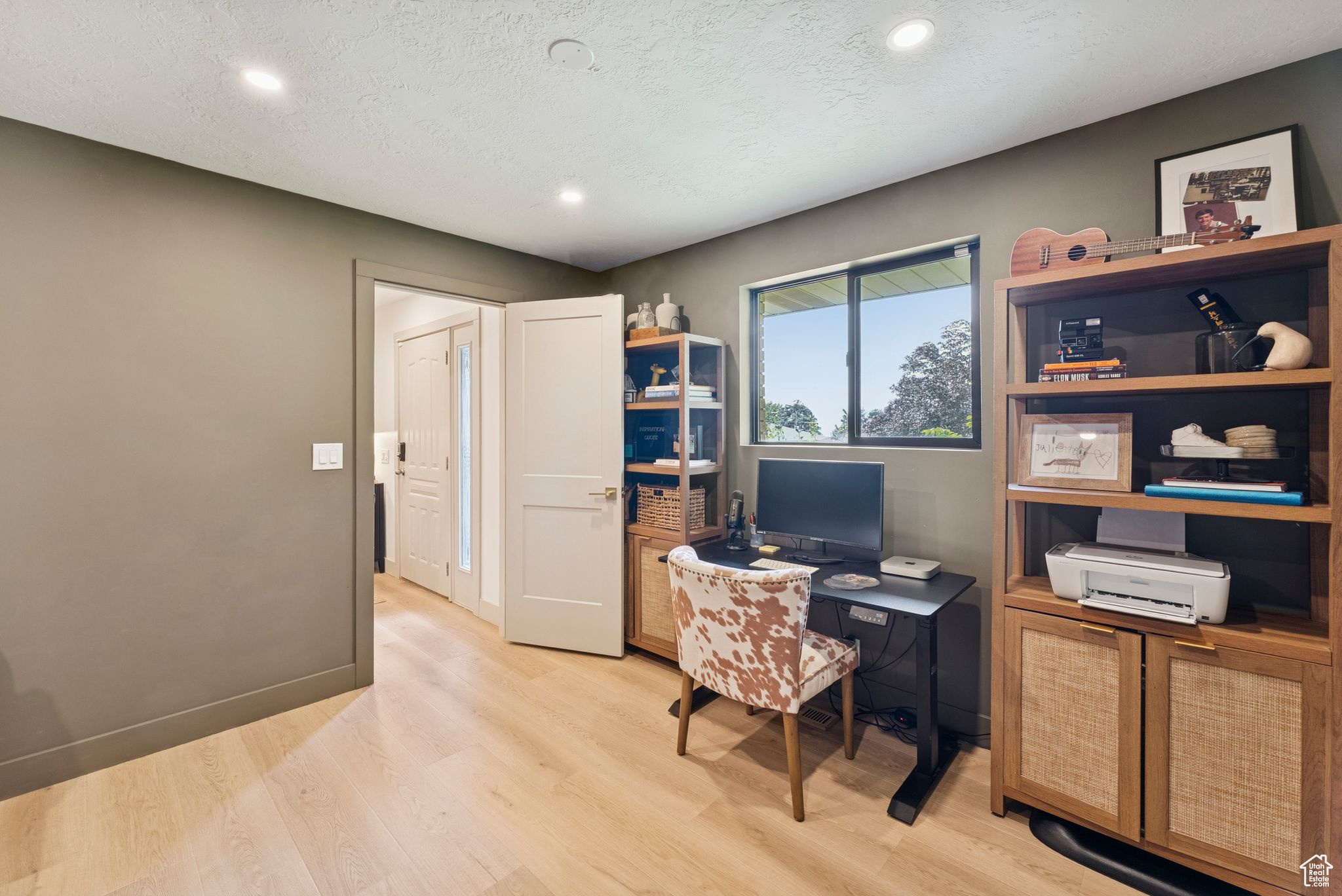 WILLOWCREST - Residential