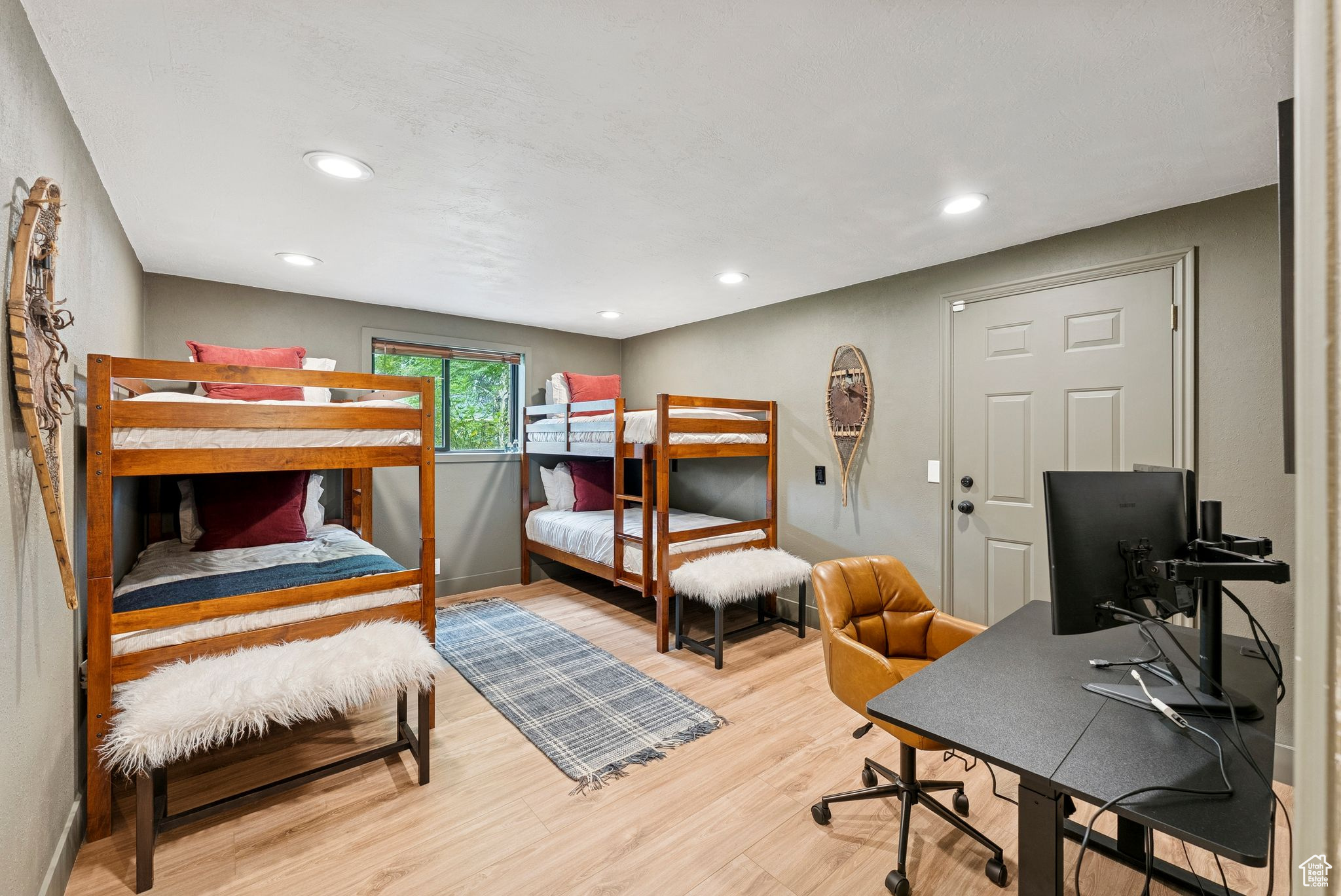 WILLOWCREST - Residential