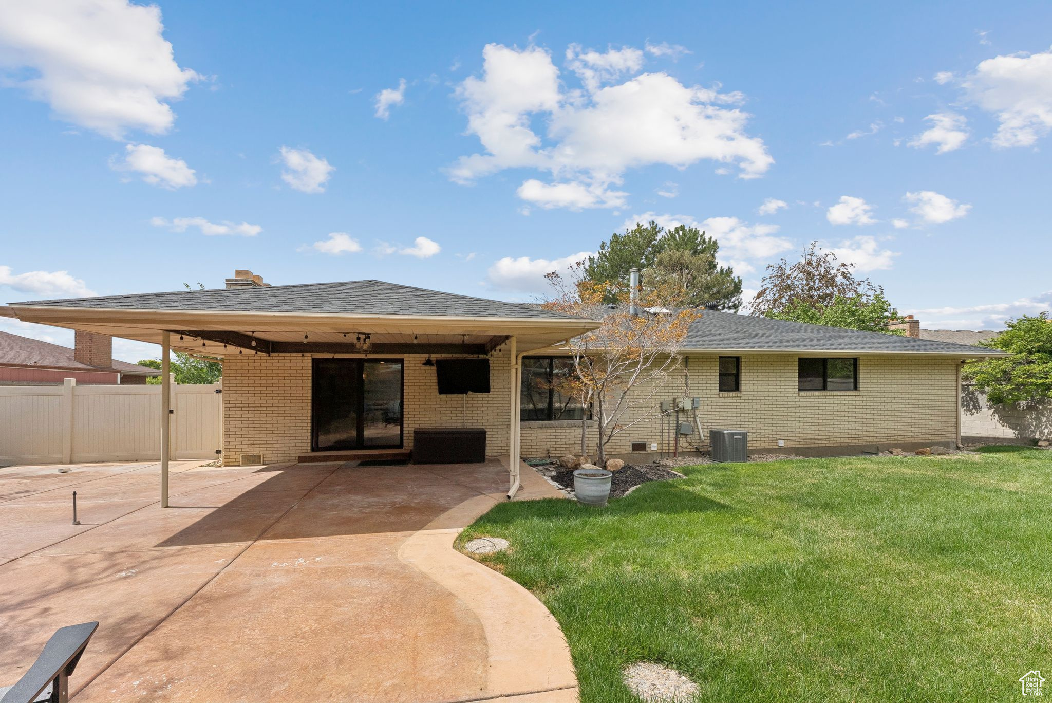 WILLOWCREST - Residential