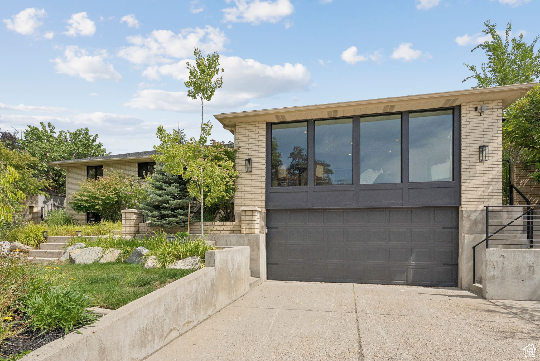 WILLOWCREST - Residential
