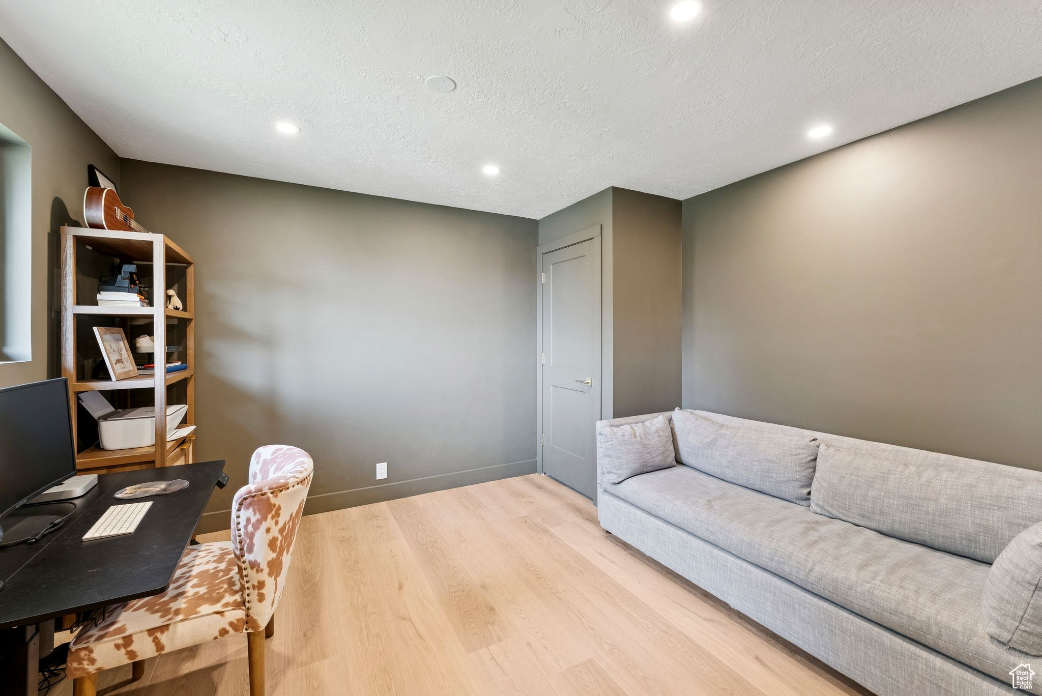 WILLOWCREST - Residential