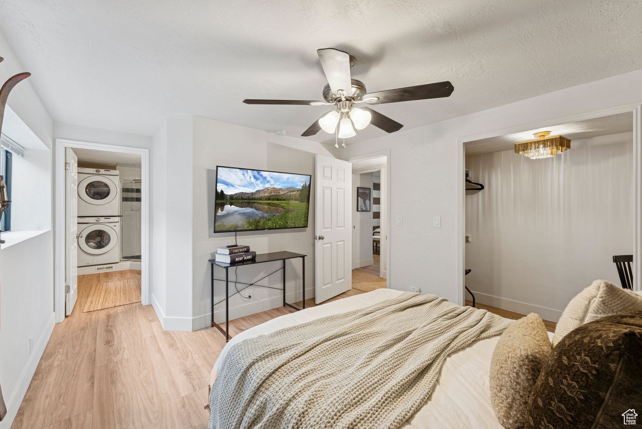 WILLOWCREST - Residential