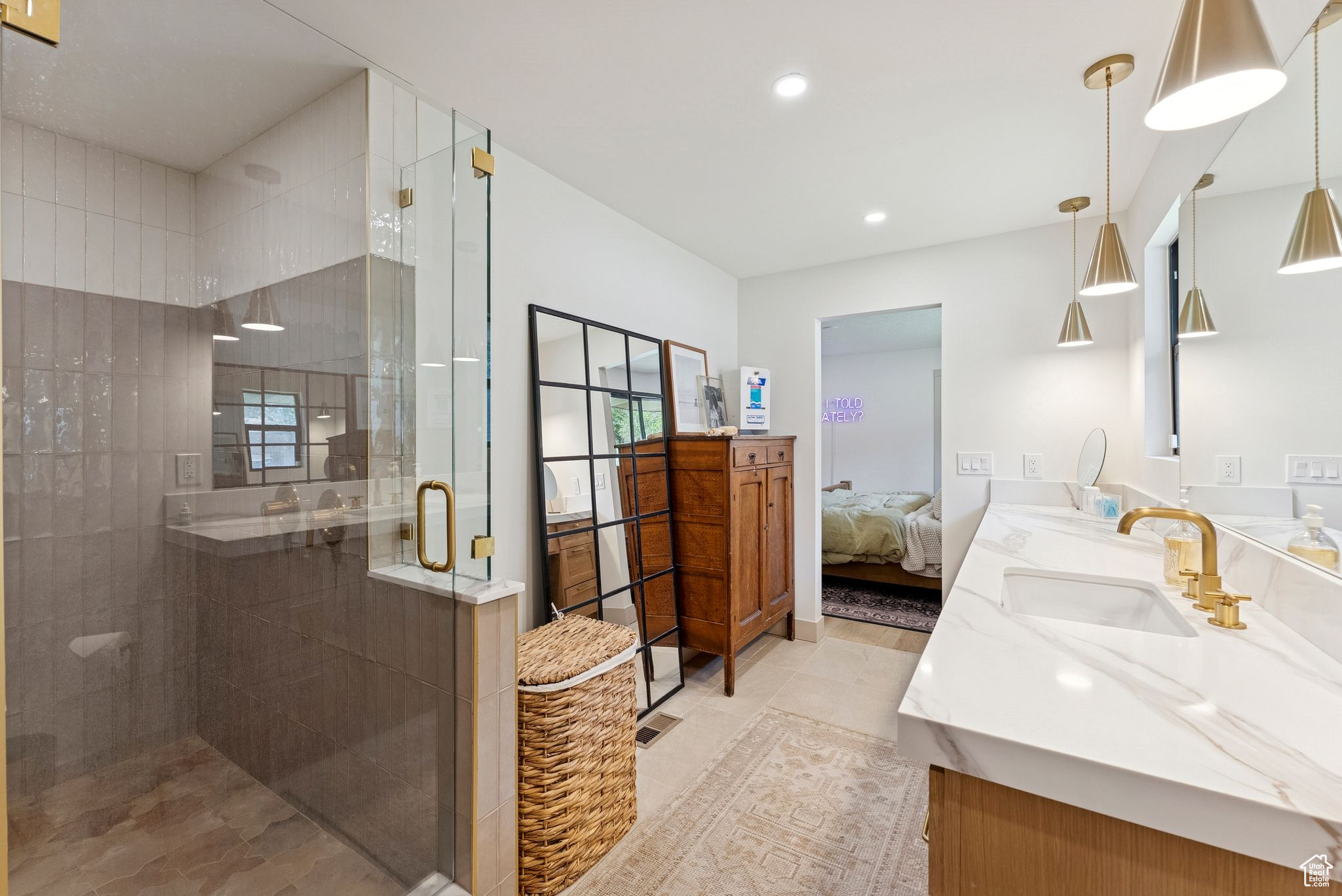 WILLOWCREST - Residential
