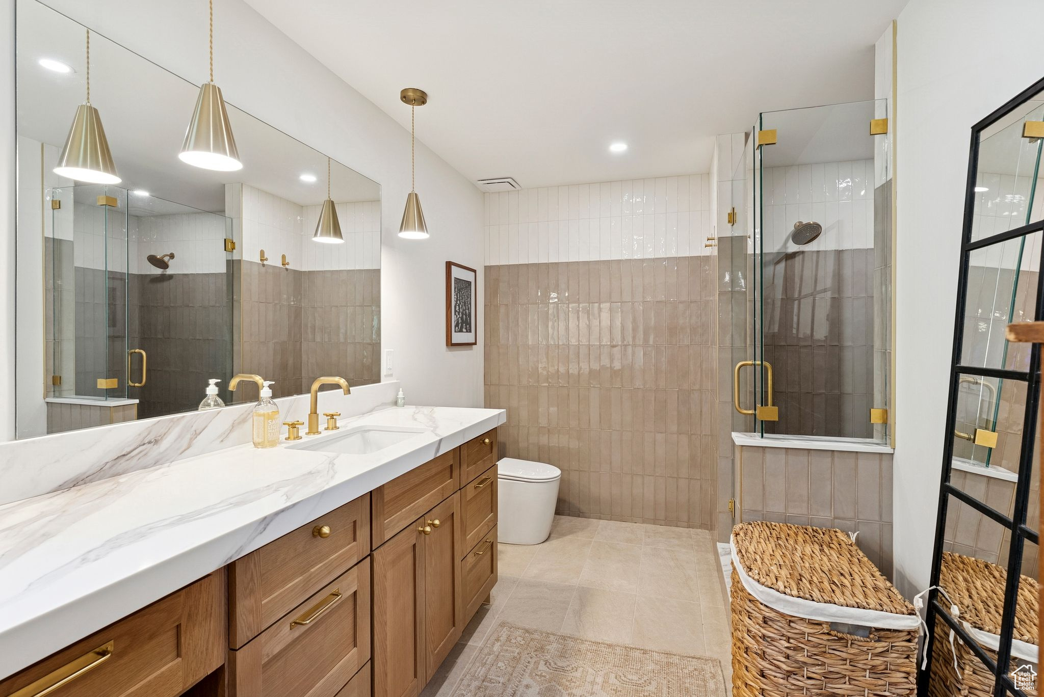 WILLOWCREST - Residential